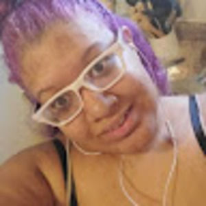 Meet your Posher, Deliaha